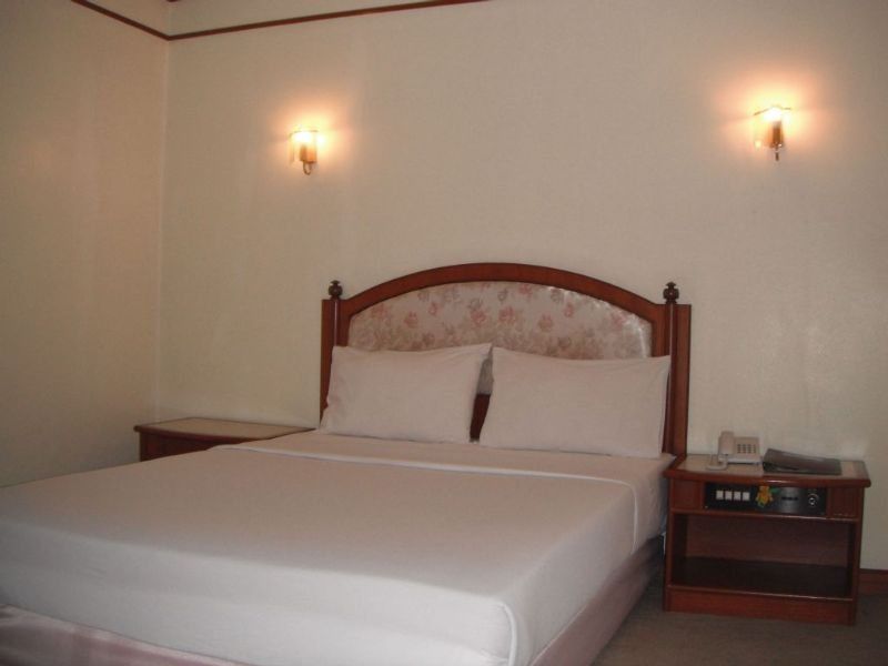 Krabi Royal Hotel Exteriör bild